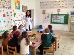 Teaching about dental health and healthy eating in the preschools https://healthforalbania.wordpress.com/2015/01/22/grapes-are-good-coca-cola-is-bad/