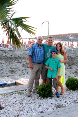 Enjoying summer break with the family at the beach https://healthforalbania.wordpress.com/2014/08/01/beach-with-the-family/